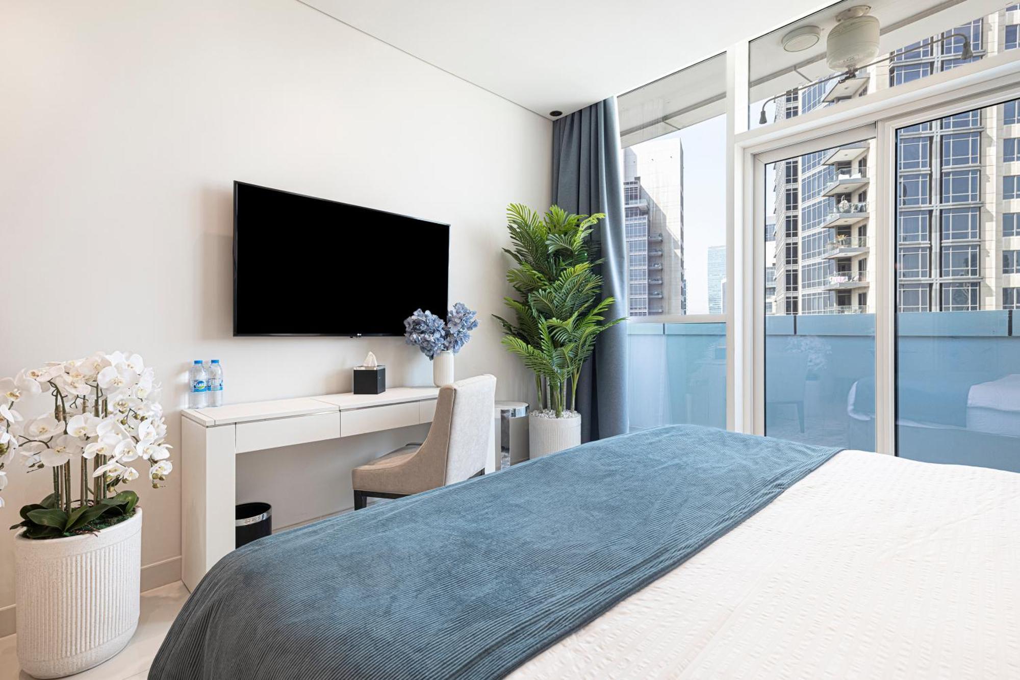 Magnificent - Damac Distinction Downtown Apartment Дубай Екстериор снимка