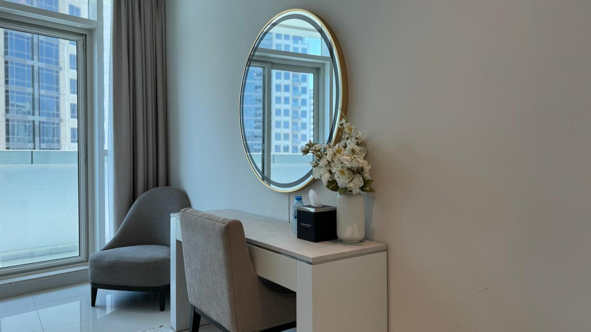 Magnificent - Damac Distinction Downtown Apartment Дубай Екстериор снимка