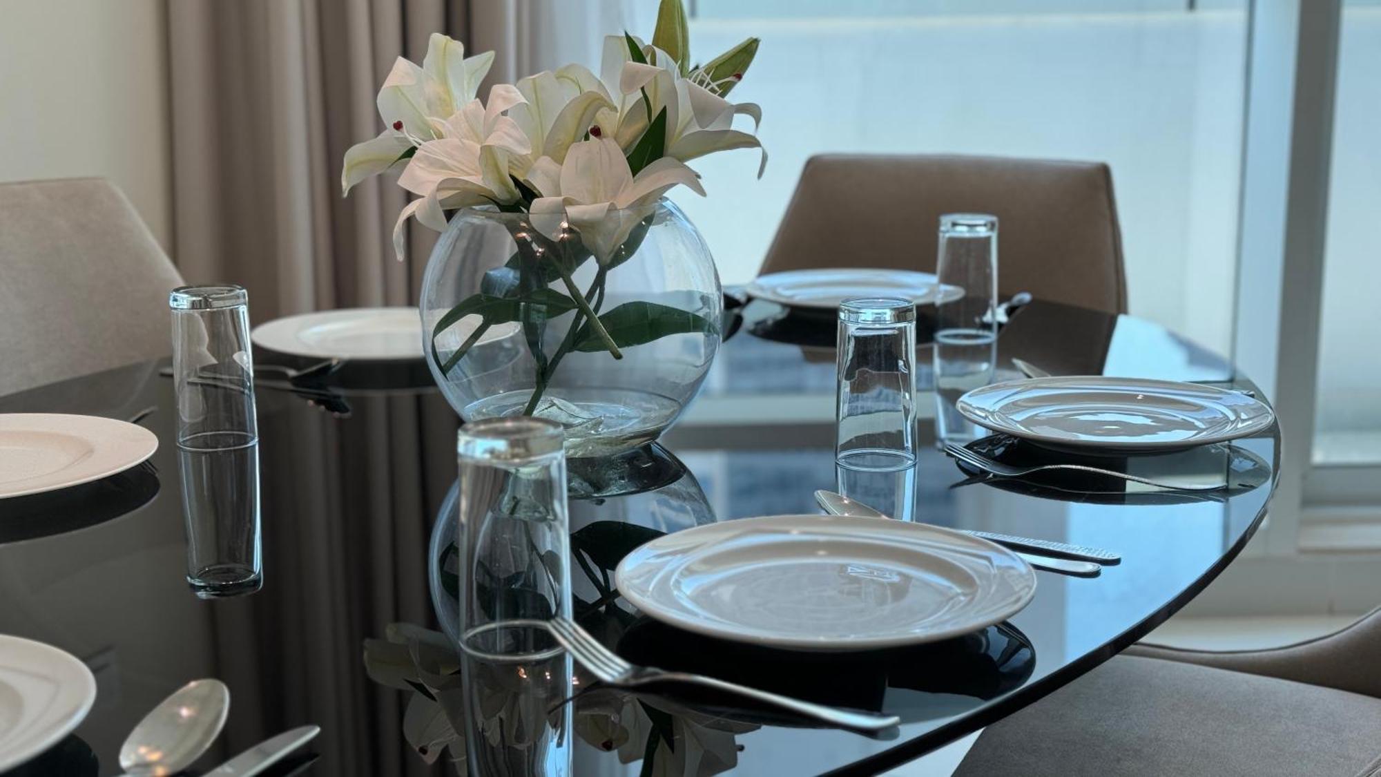 Magnificent - Damac Distinction Downtown Apartment Дубай Екстериор снимка