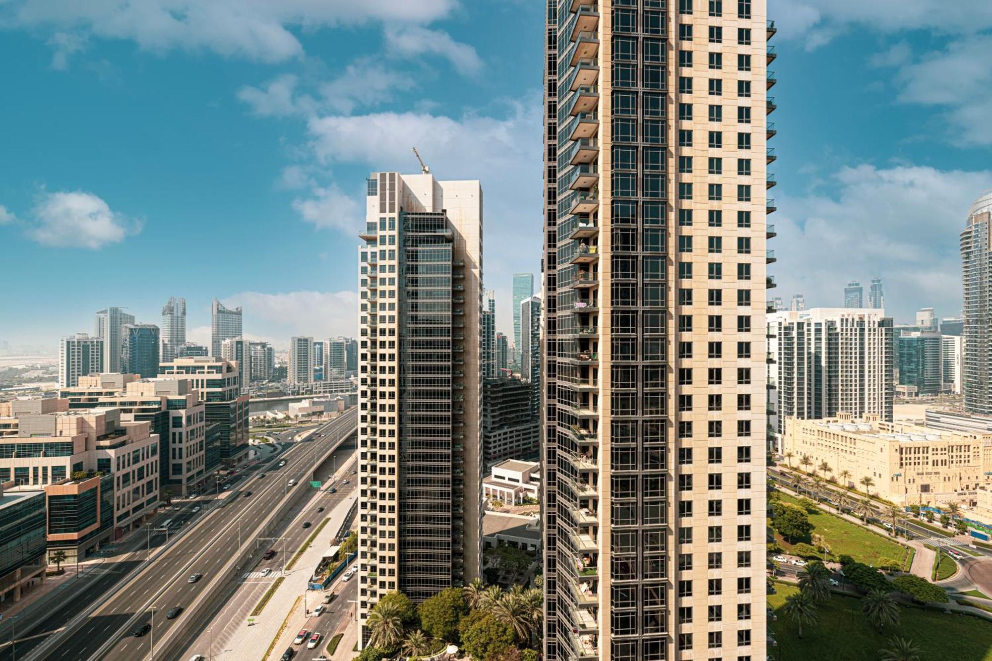 Magnificent - Damac Distinction Downtown Apartment Дубай Екстериор снимка
